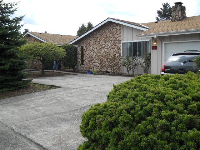 537 SE 208TH AVE (1 of 4)