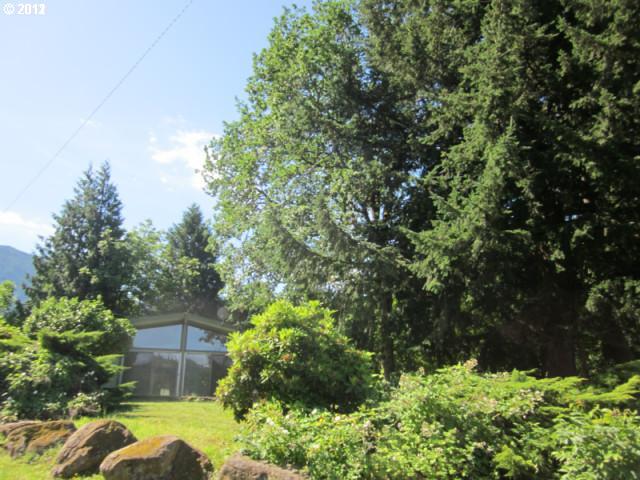 Skamania WA Home for Sale built 1975