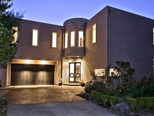 226 SW FLORIDA, Portland OR 97219