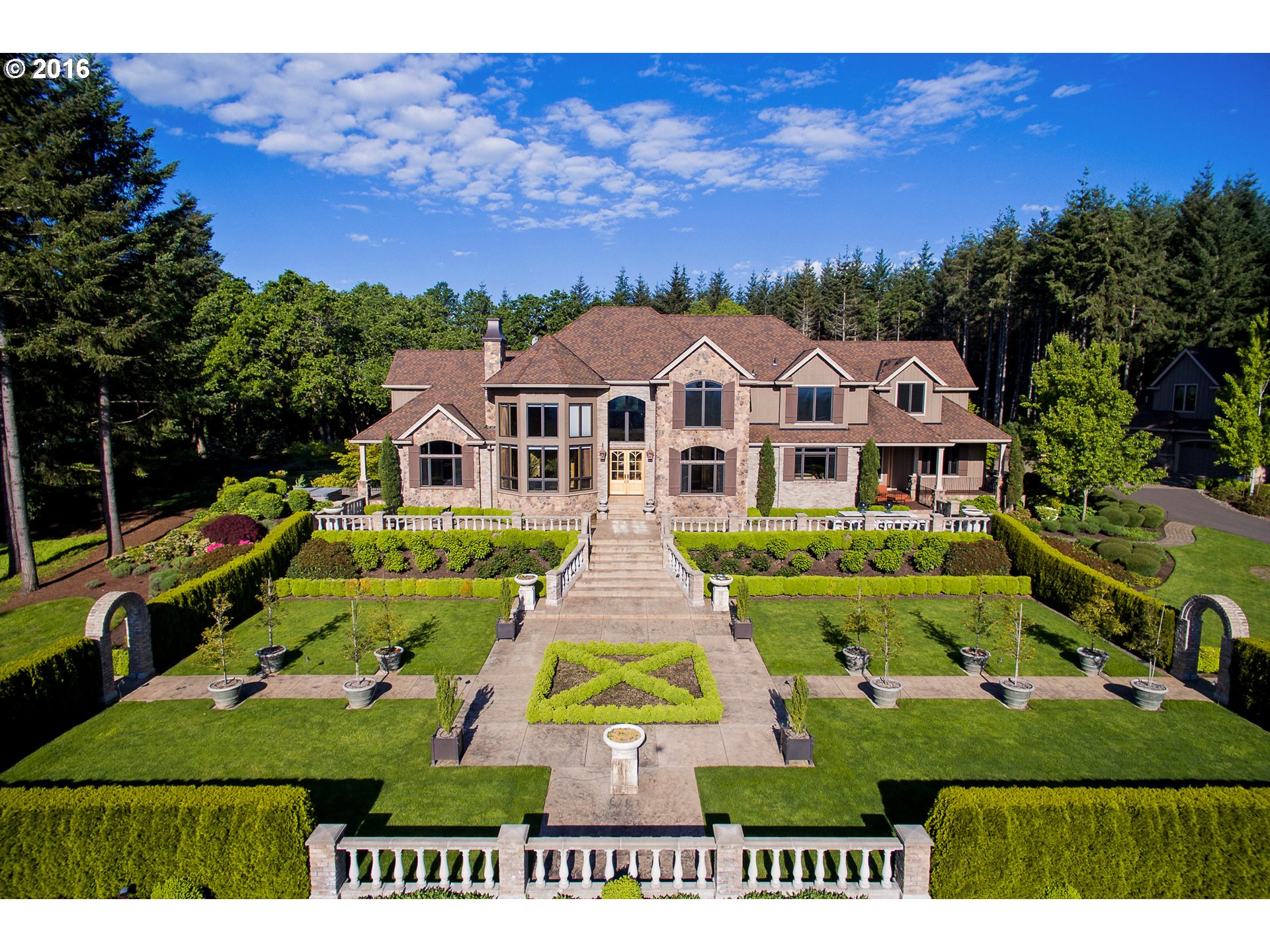 $2,950,000 - 4Br/6Ba - for Sale in West Linn