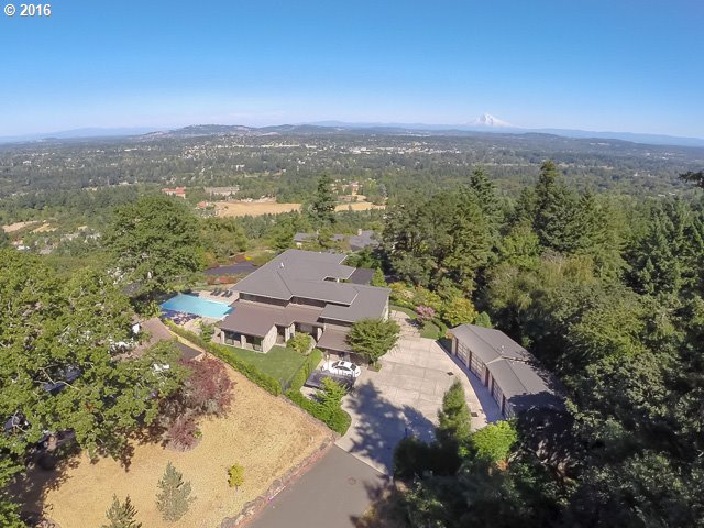 $2,995,000 - 4Br/6Ba - for Sale in Lake Oswego