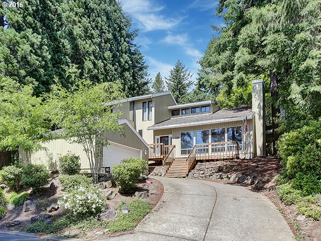 $549,900 - 4Br/2Ba - for Sale in Mountain Park, Lake Oswego