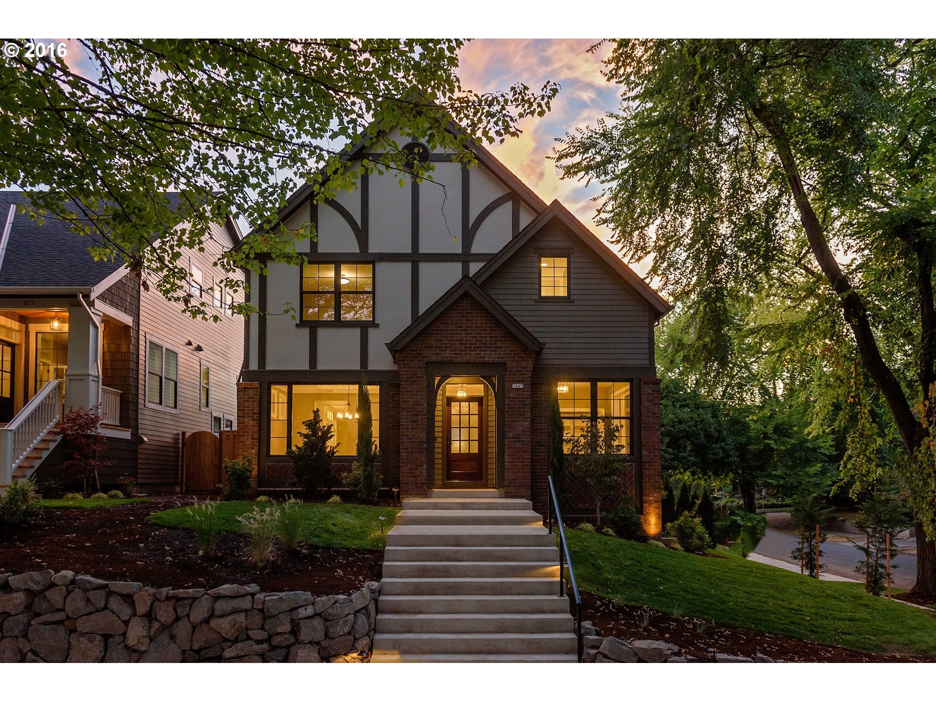 $1,249,900 - 5Br/4Ba - for Sale in Eastmoreland, Portland