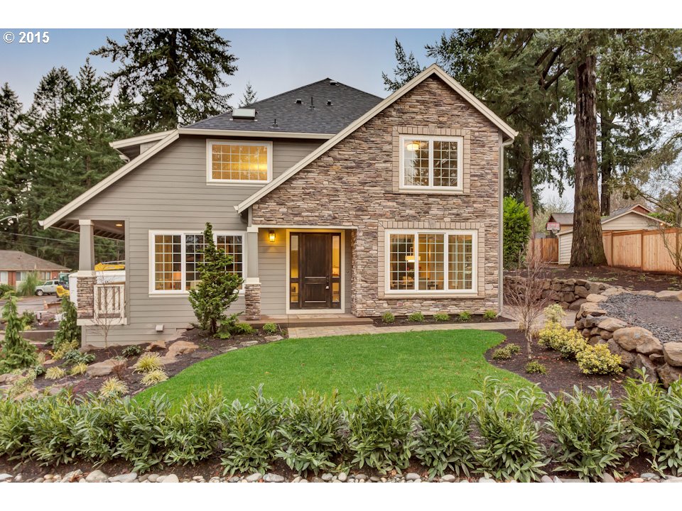 $949,000 - 4Br/4Ba - for Sale in Lakewood Bay, Lake Oswego