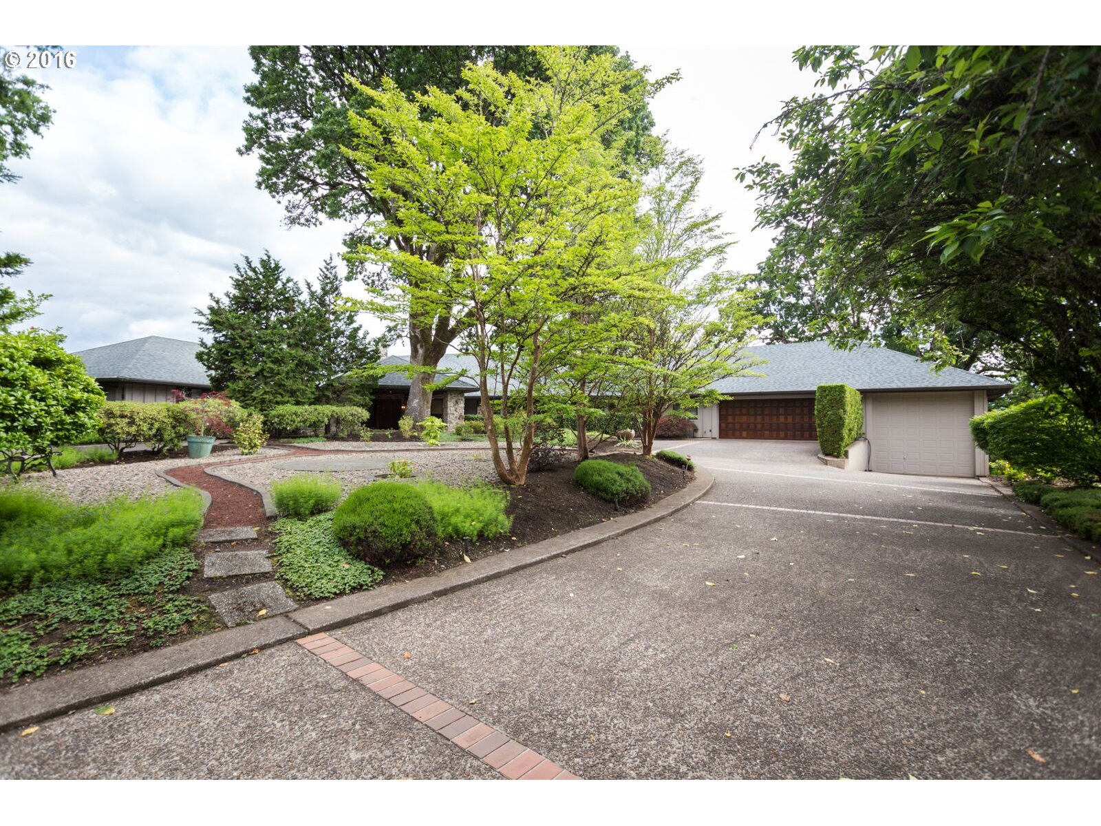 $1,200,000 - 5Br/5Ba - for Sale in Willamette View Estates, West Linn