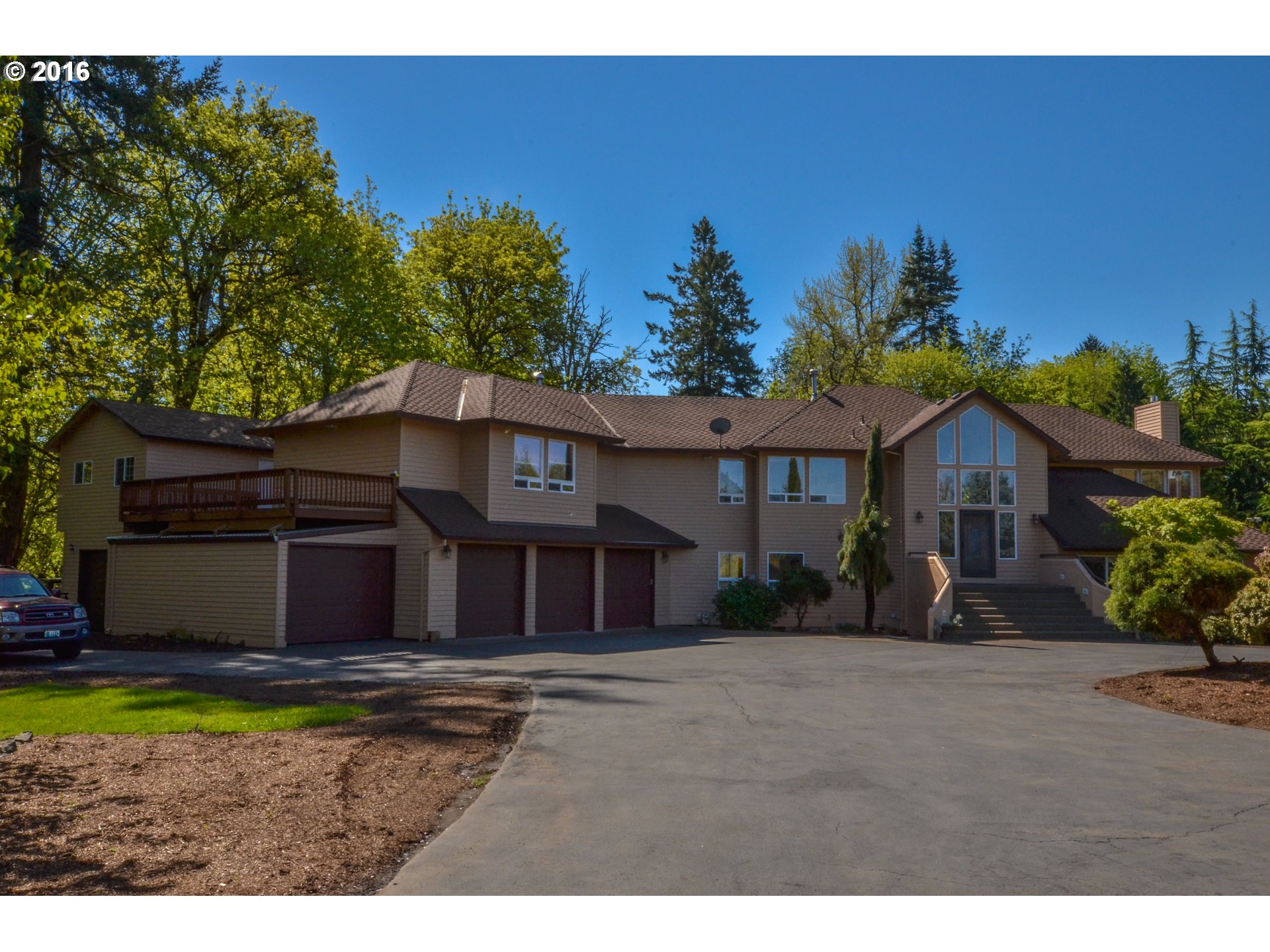 $1,650,000 - 4Br/4Ba - for Sale in West Linn