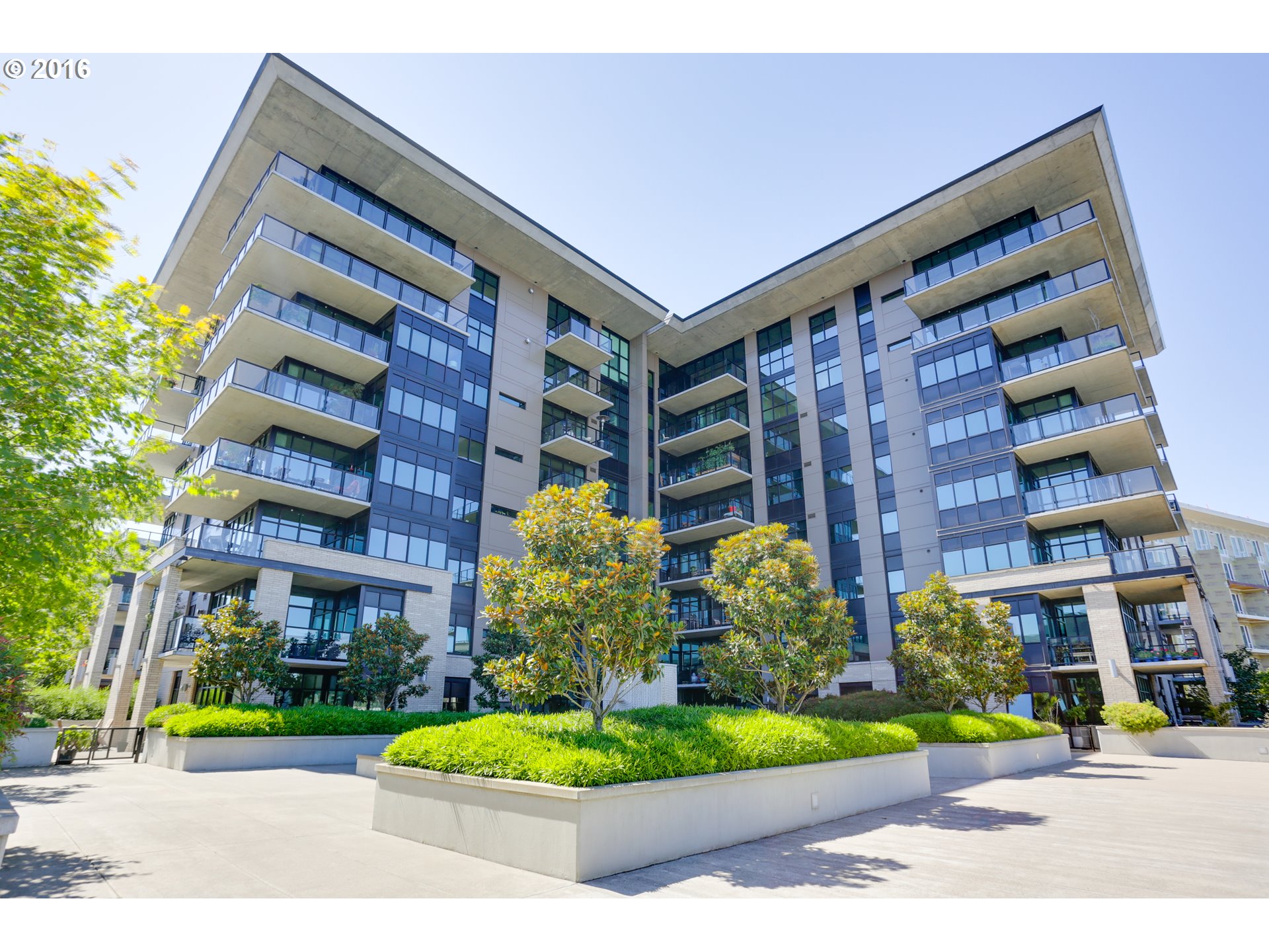 $645,000 - 2Br/2Ba - for Sale in Pacifica At Riverscape, Portland