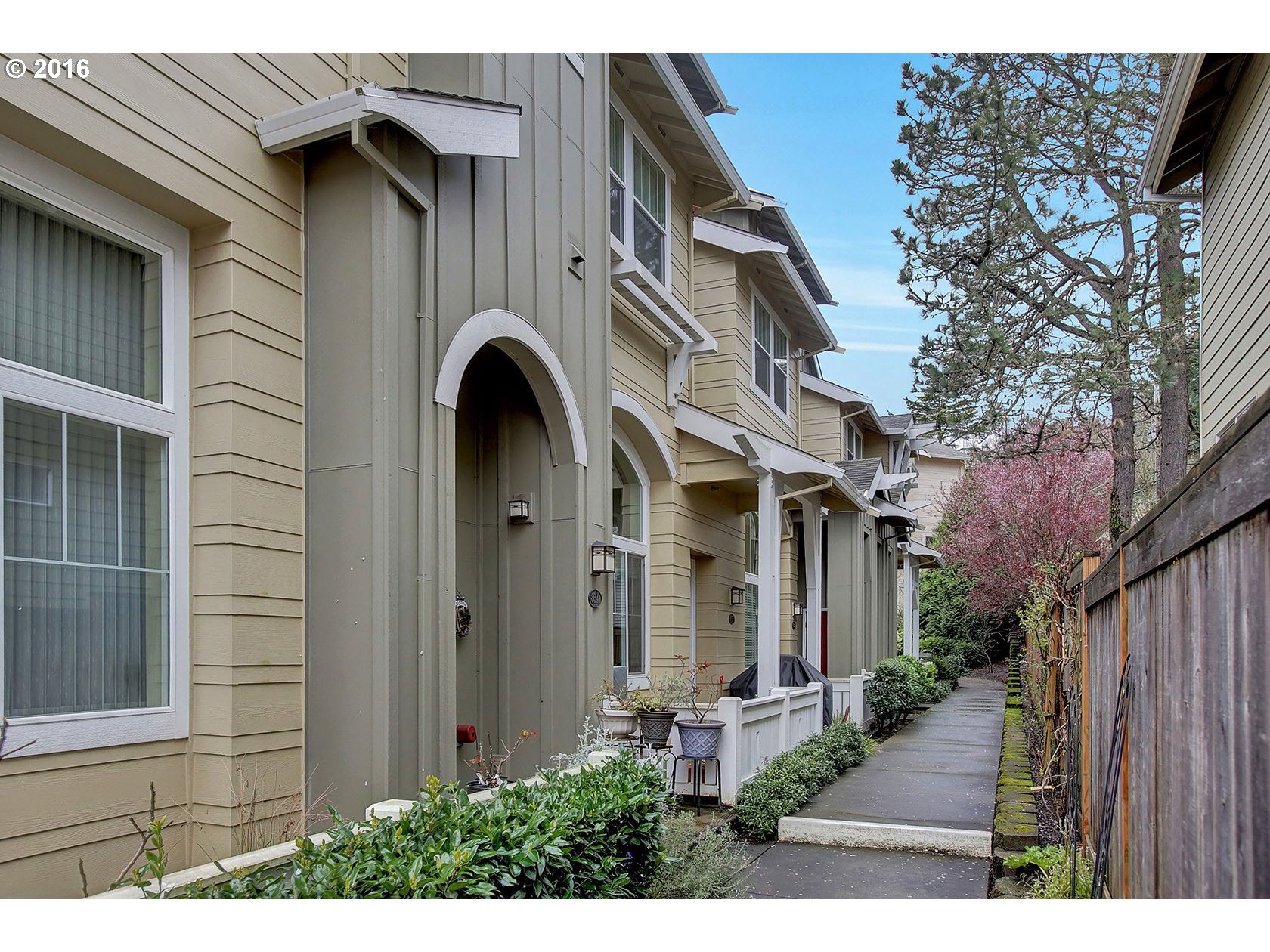 $399,900 - 3Br/4Ba - for Sale in Portland