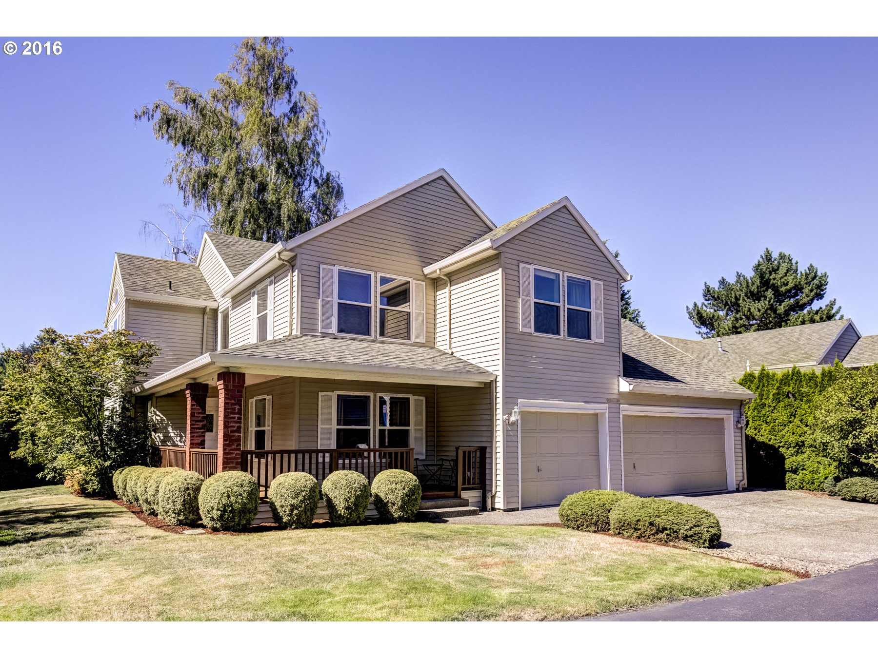 $435,000 - 4Br/3Ba - for Sale in Bones Ferry Commons, Tualatin