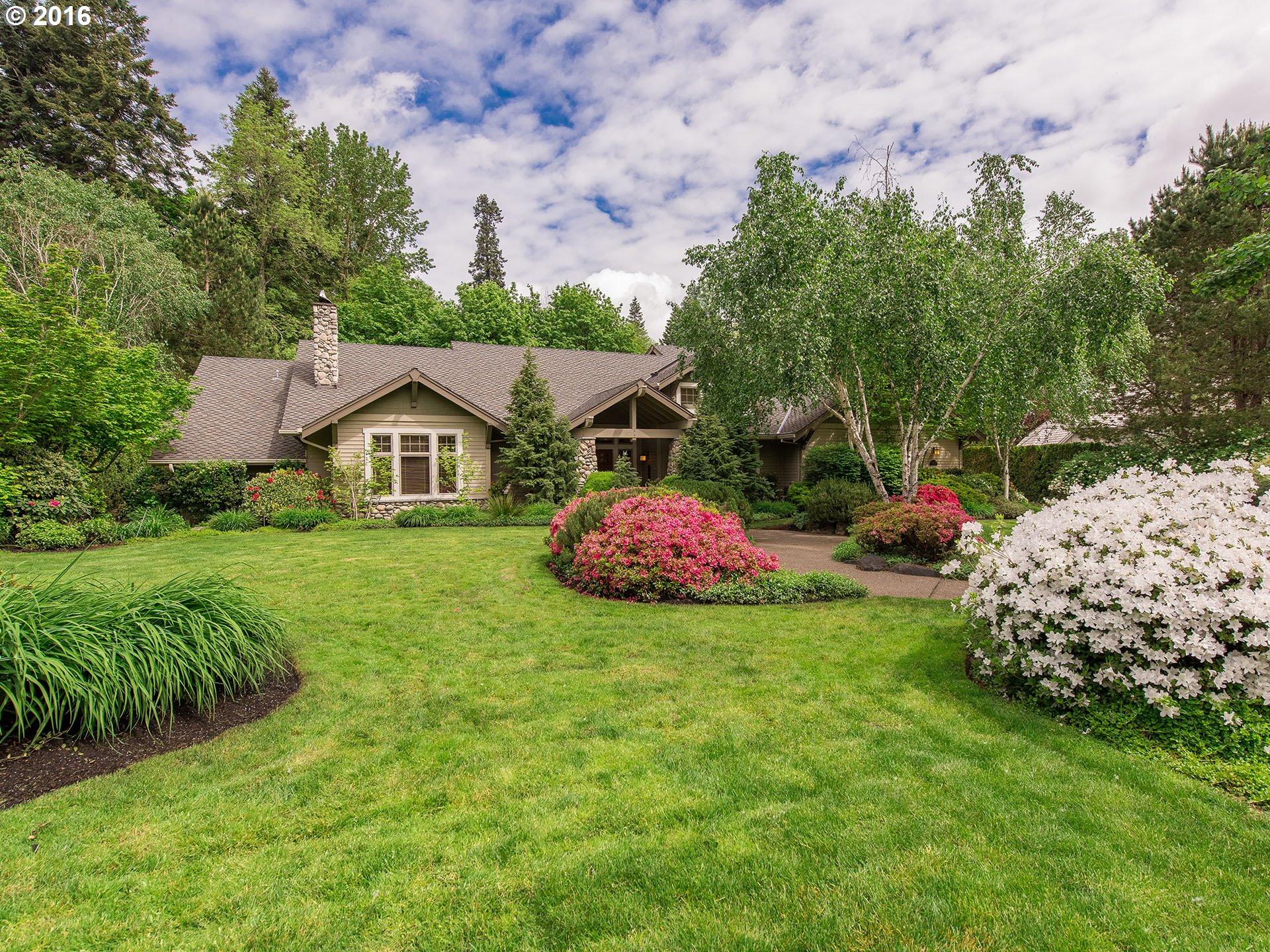 $1,095,000 - 3Br/3Ba - for Sale in West Linn