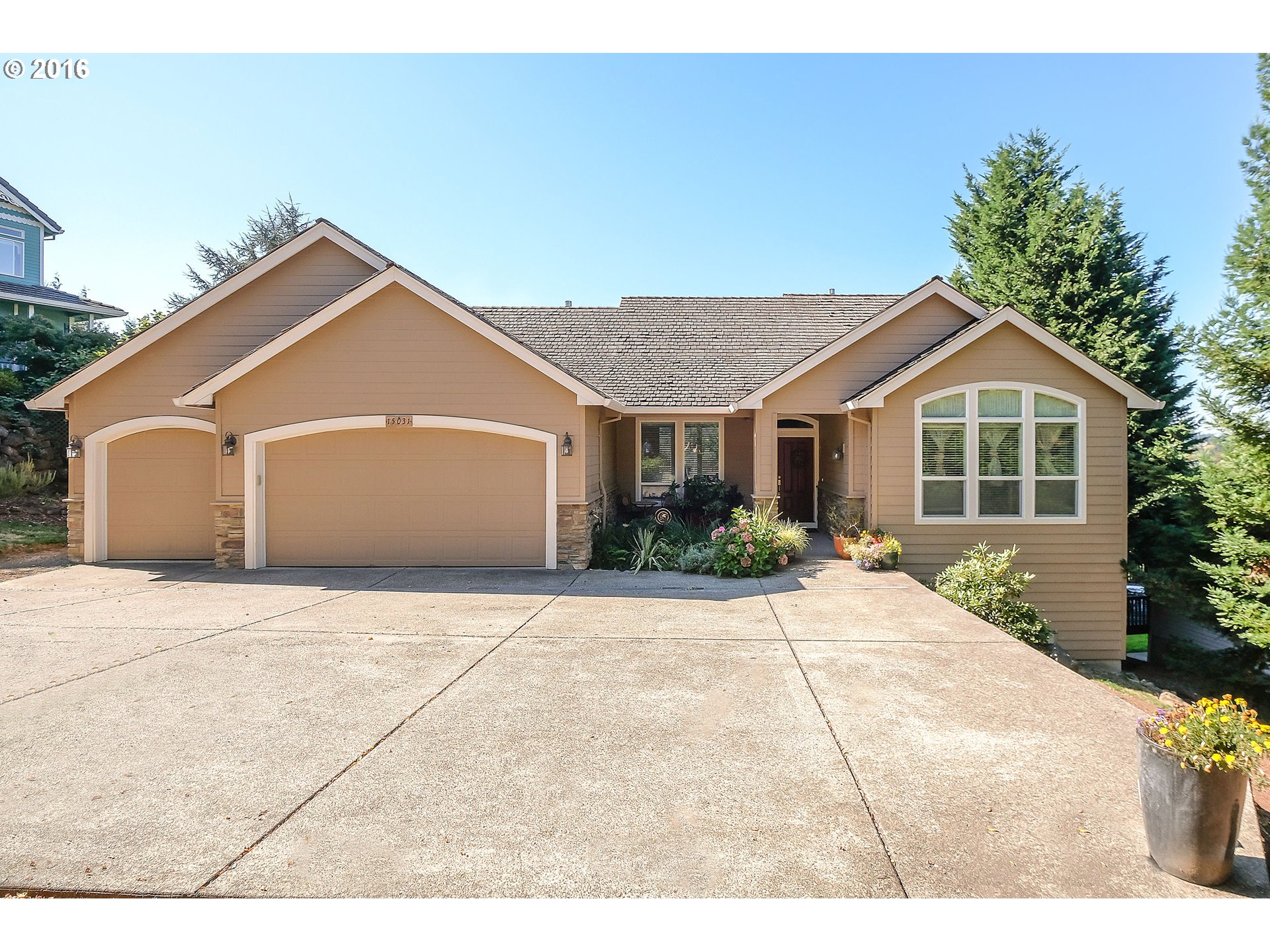 $675,000 - 5Br/4Ba - for Sale in Sexton Mountain Meadows, Beaverton