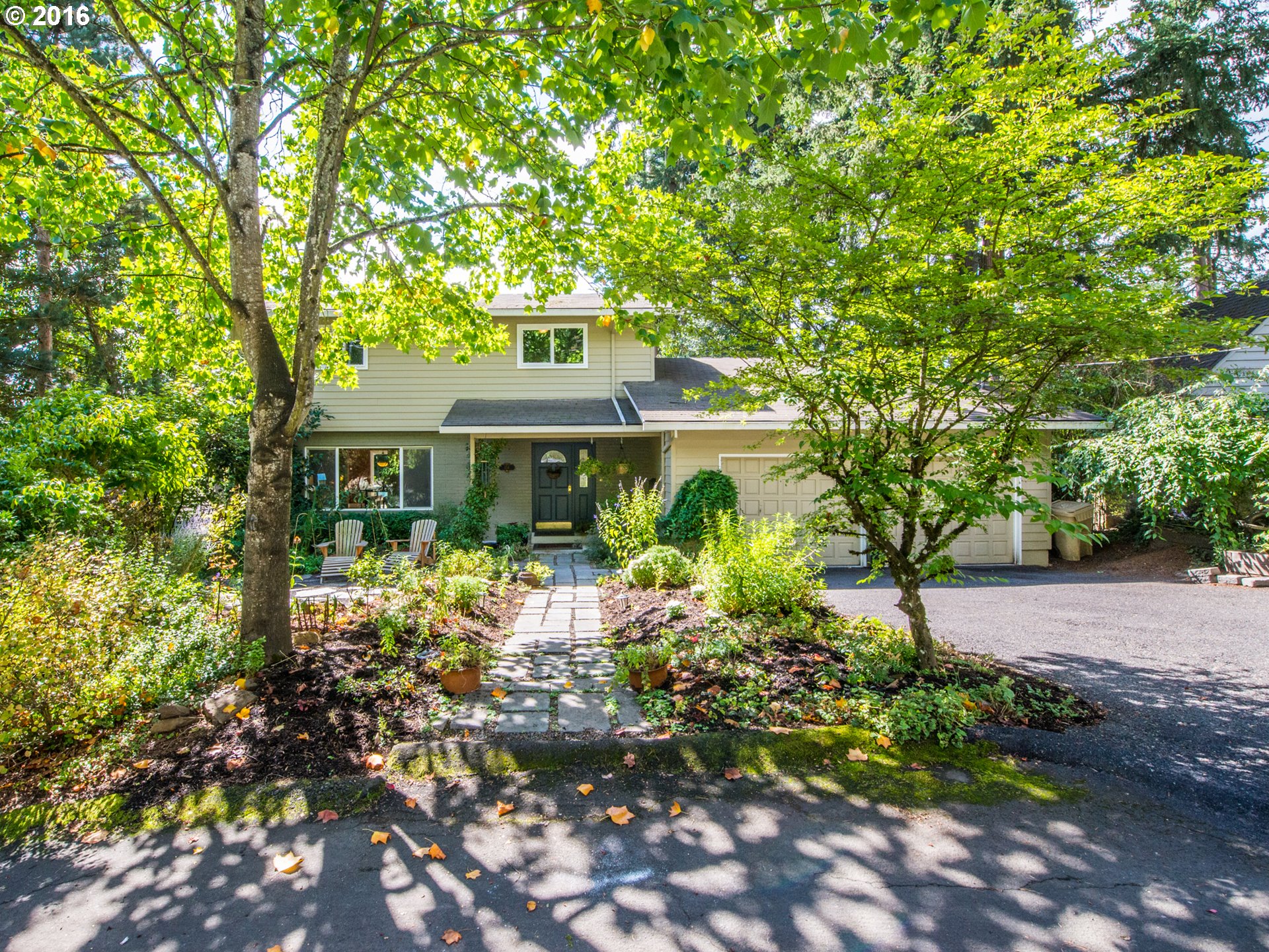 $799,000 - 5Br/4Ba - for Sale in Evergreen / Lake Oswego, Lake Oswego