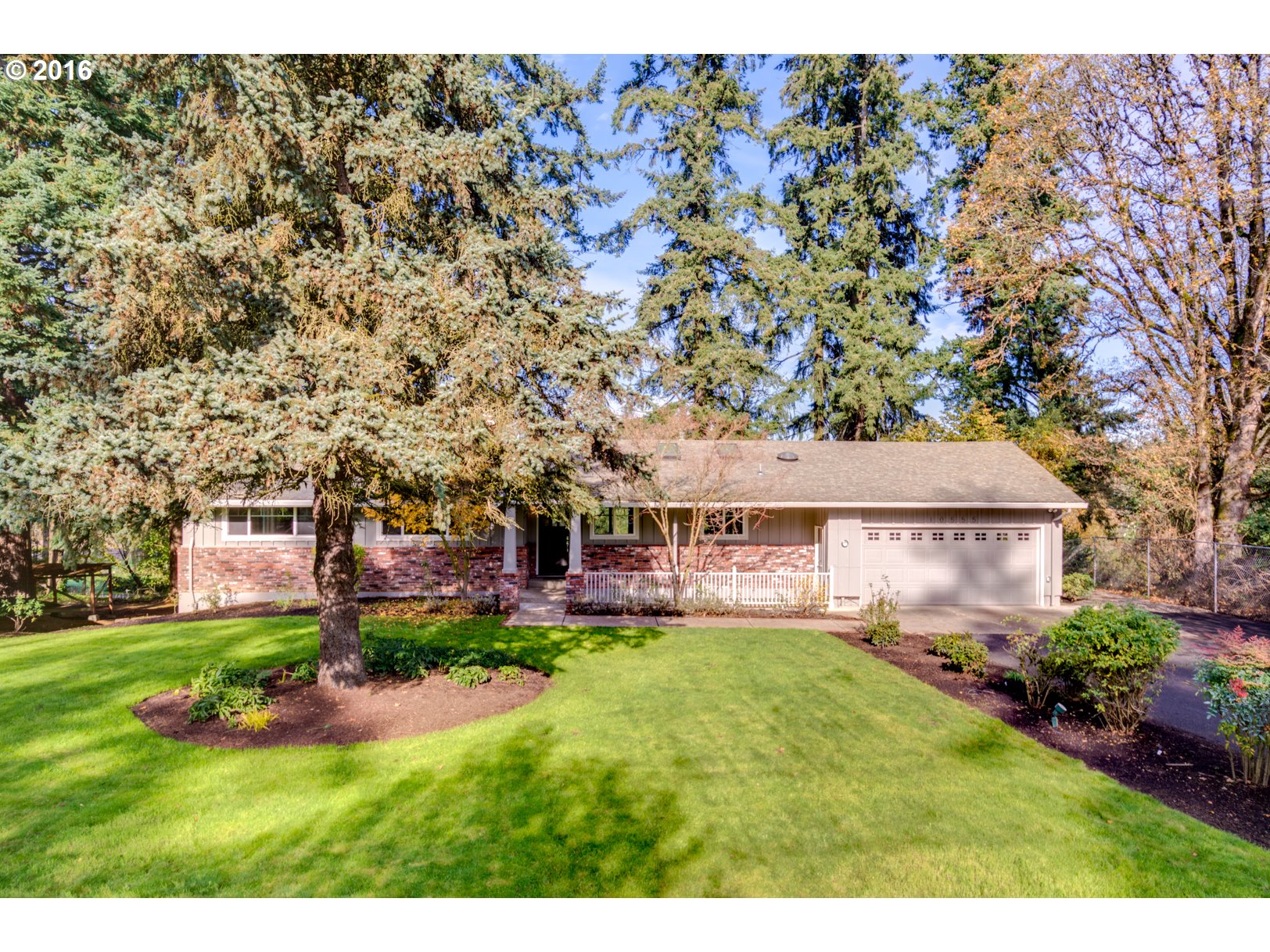 $754,900 - 4Br/3Ba - for Sale in Hazelbrook Farm, Tualatin