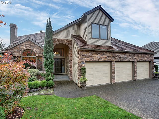 $989,000 - 5Br/5Ba - for Sale in Rivercrest Heights, West Linn