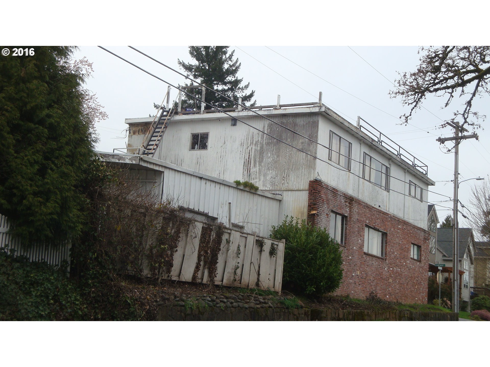 $299,000 - 4Br/2Ba - for Sale in West Linn