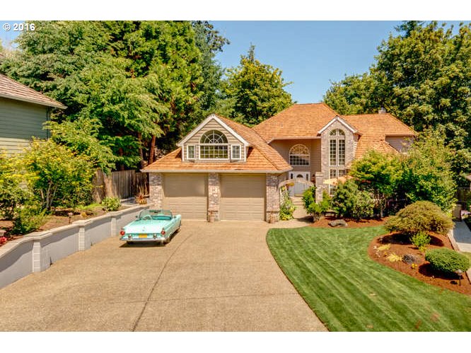 $739,800 - 4Br/5Ba - for Sale in Tualatin
