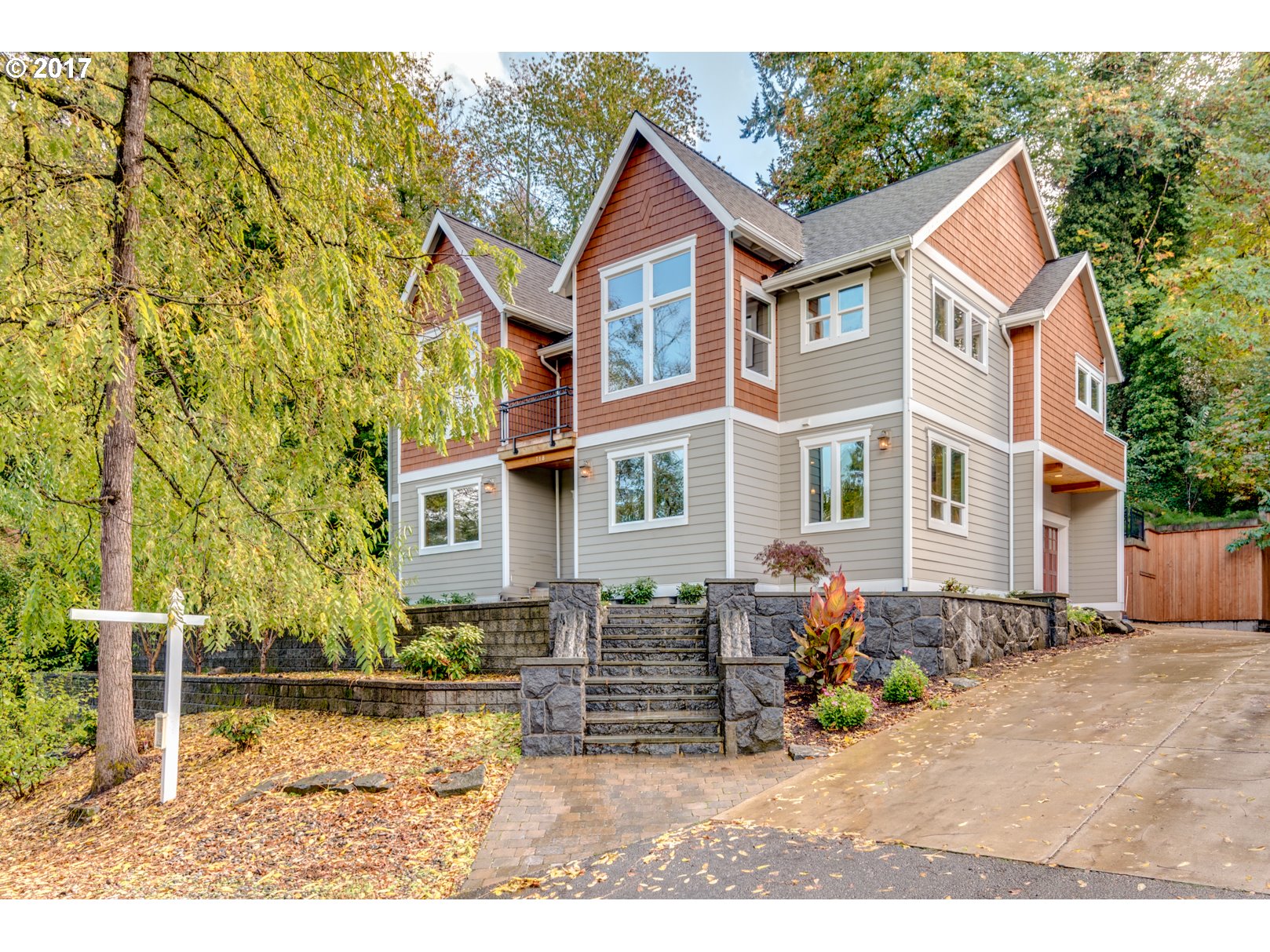 $1,350,000 - 4Br/3Ba - for Sale in Hallinan Heights, Lake Oswego