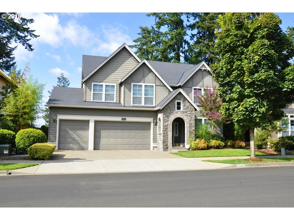 $579,000 - 4Br/3Ba - for Sale in Lake Forest, Tualatin