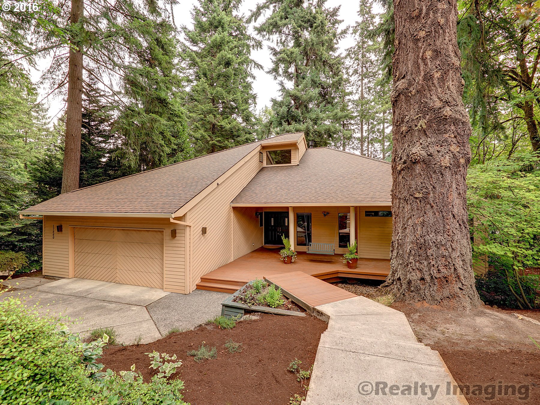 $1,000,000 - 3Br/4Ba - for Sale in Robinwood, West Linn
