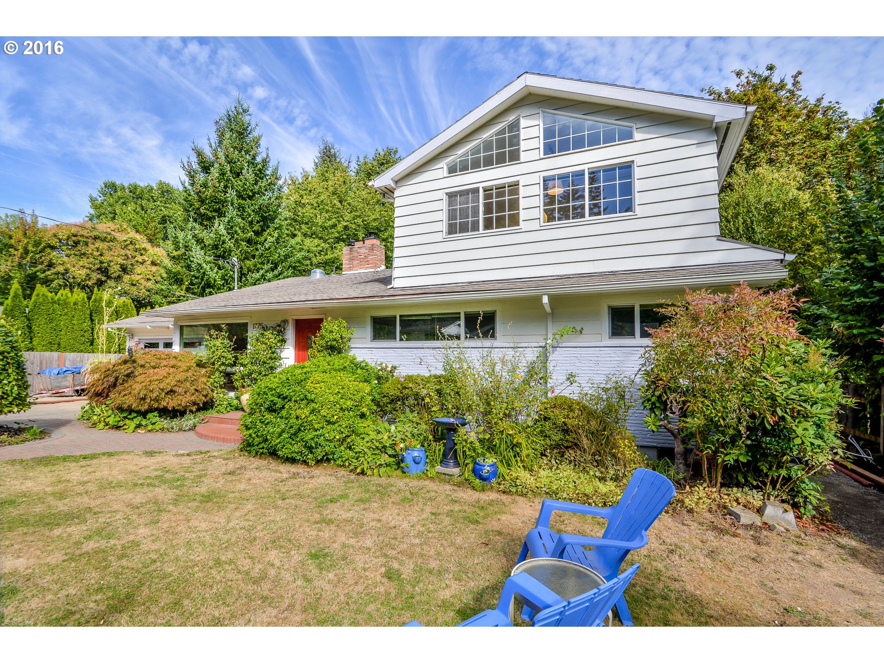 $589,000 - 6Br/3Ba - for Sale in Palisades, Lake Oswego