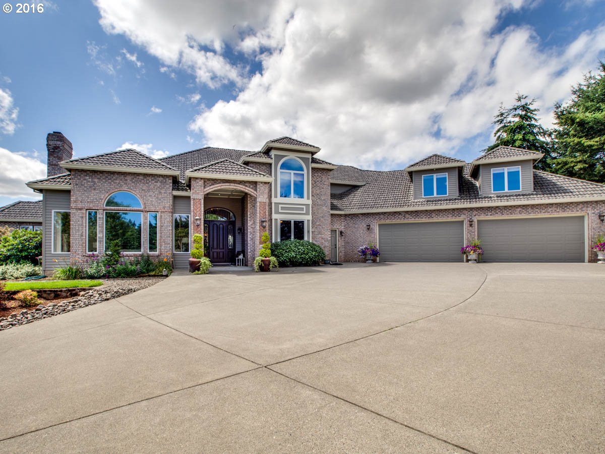 $1,689,000 - 4Br/5Ba - for Sale in West Linn