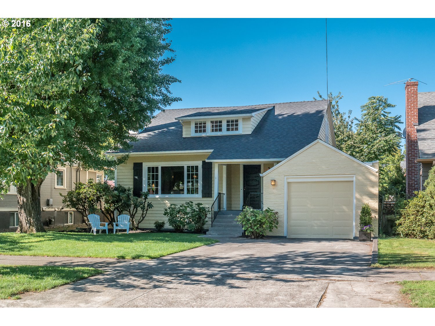 $675,000 - 4Br/2Ba - for Sale in Rose City Park, Portland