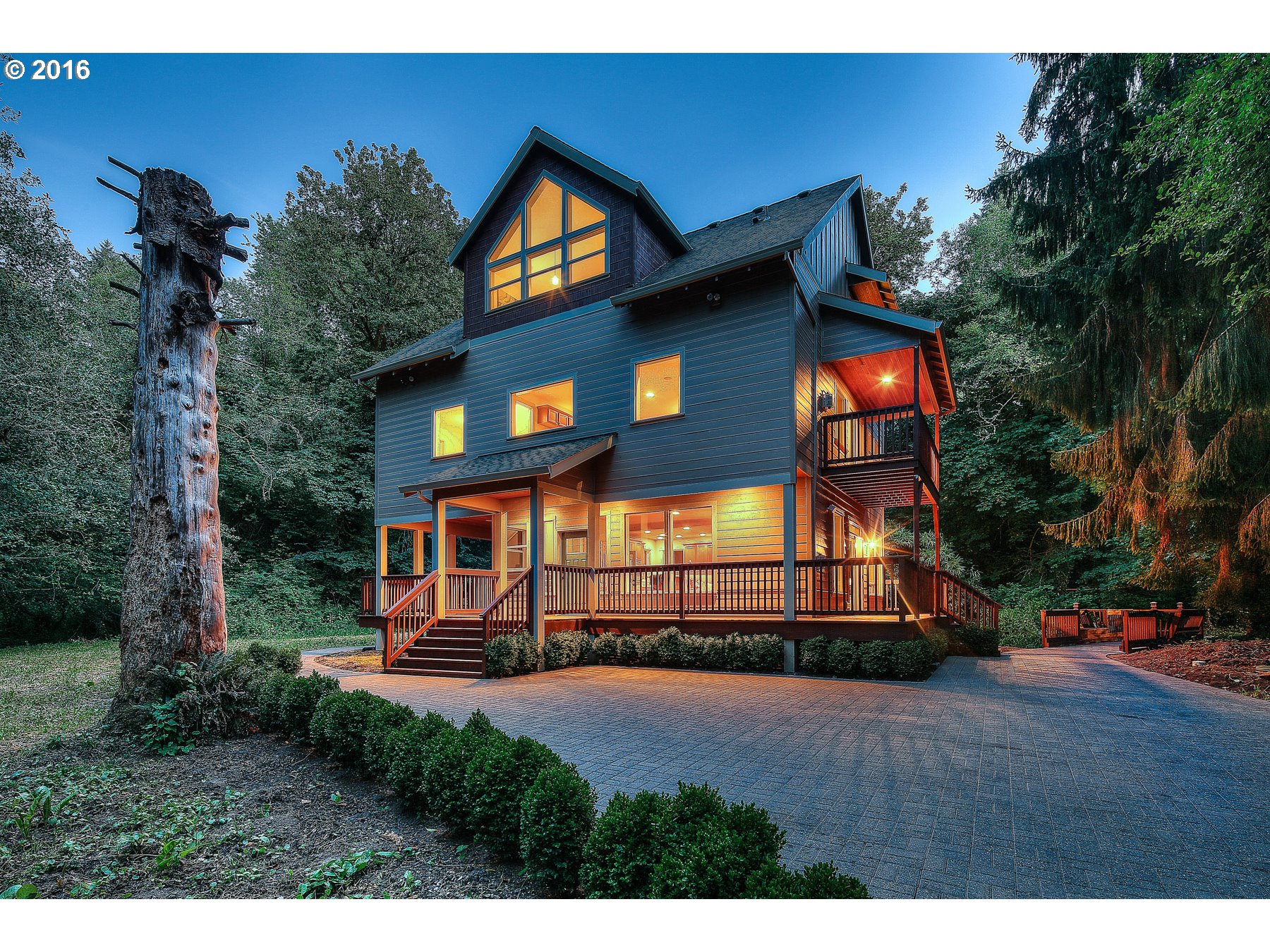 $685,000 - 3Br/3Ba - for Sale in Tualatin