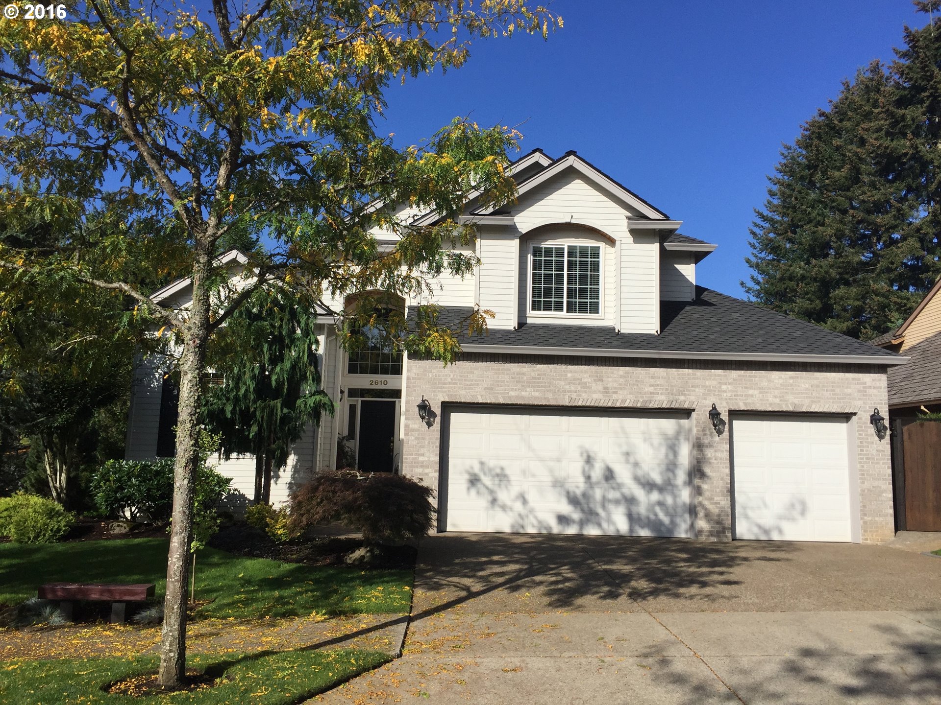 $559,900 - 4Br/3Ba - for Sale in Crystal Terrace, West Linn