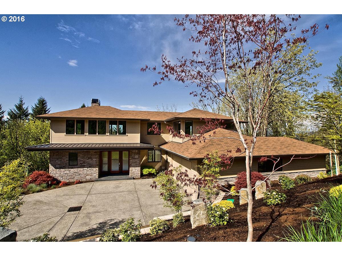 $1,299,000 - 4Br/4Ba - for Sale in Skylands, Lake Oswego