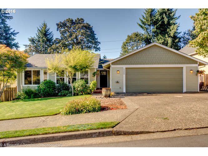$527,900 - 4Br/4Ba - for Sale in Norfolk Heights, West Linn