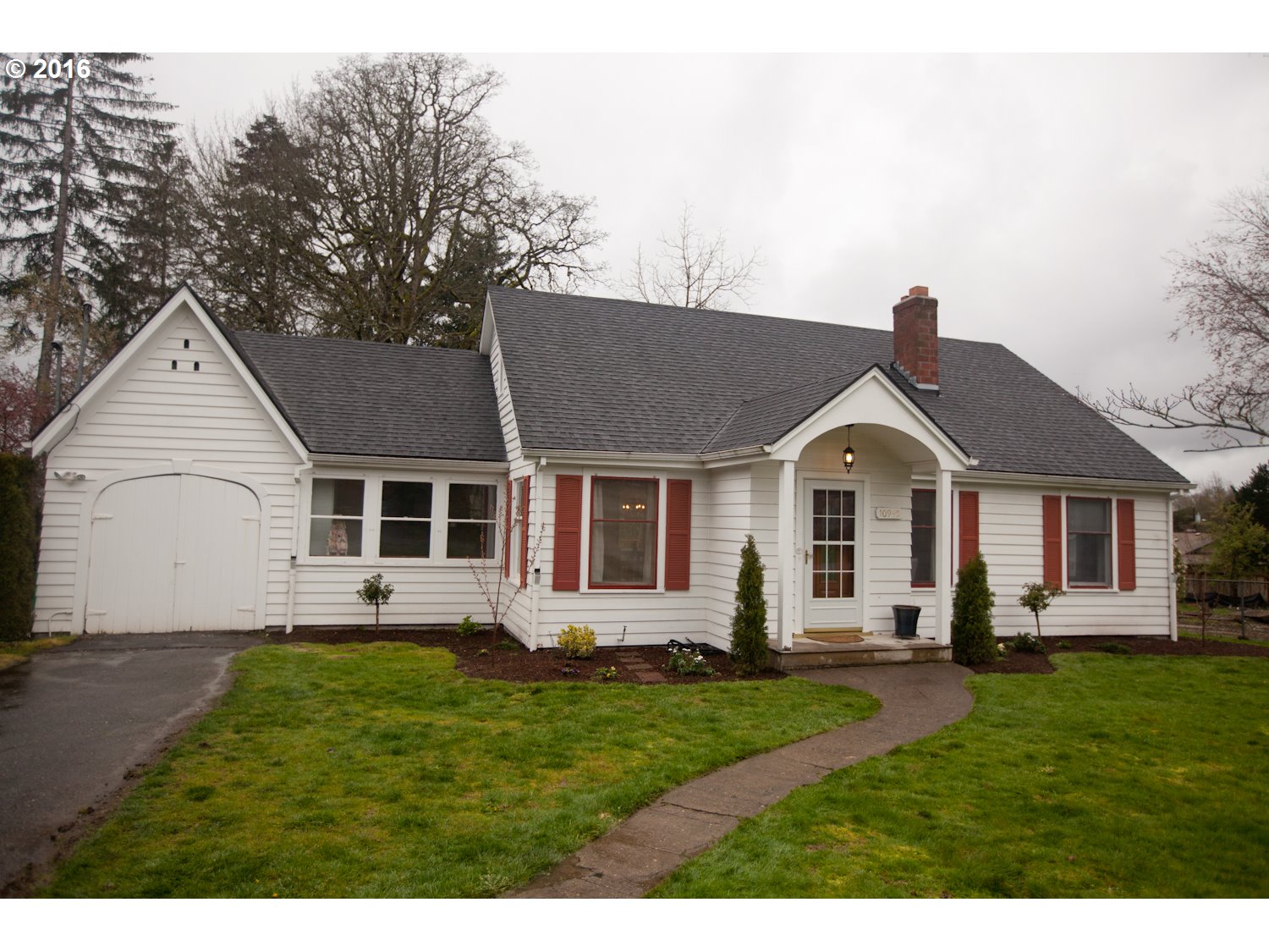 $395,000 - 4Br/1Ba - for Sale in Ash Creek, Portland