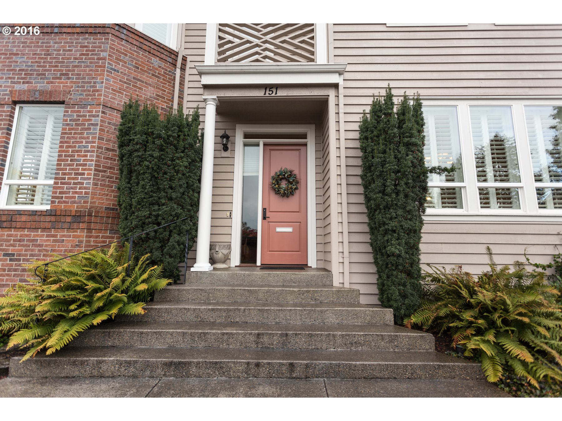 $624,900 - 2Br/3Ba - for Sale in First Addition, Lake Oswego