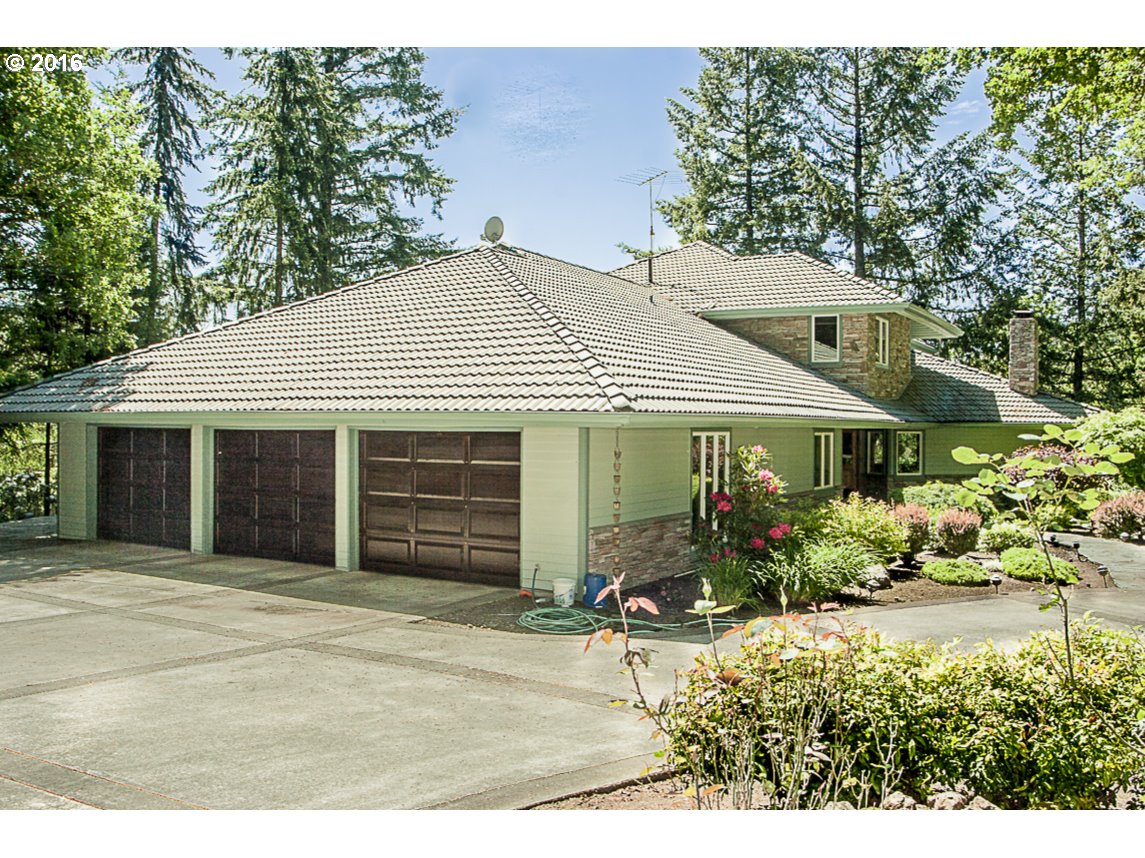 $2,390,000 - 5Br/4Ba - for Sale in West Linn