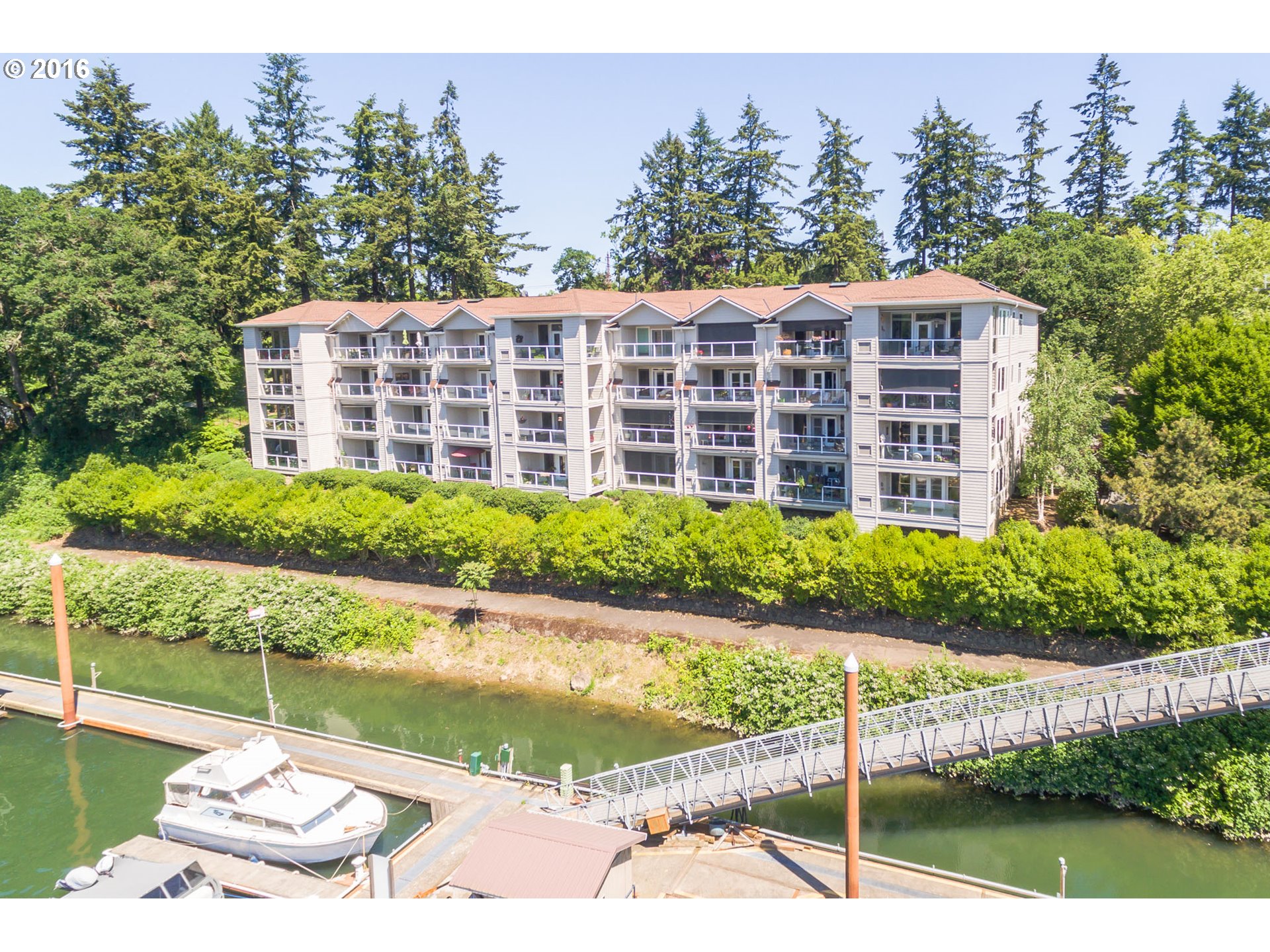 $589,900 - 3Br/3Ba - for Sale in Sellwood/moreland, Portland