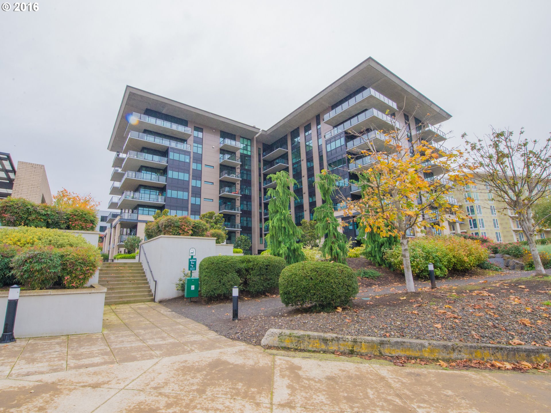 $1,175,000 - 2Br/3Ba - for Sale in Portland