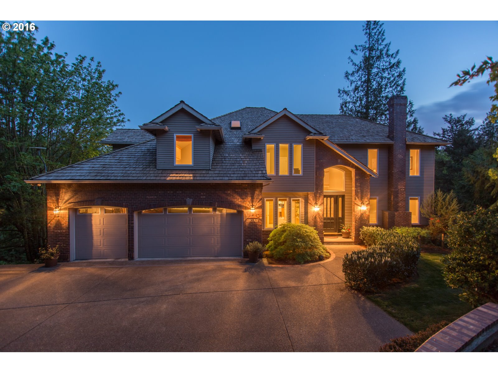 $999,000 - 5Br/4Ba - for Sale in Skyline, Portland