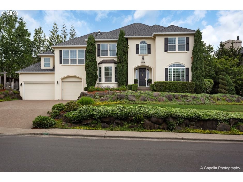 $759,000 - 4Br/4Ba - for Sale in Deer Park, Beaverton