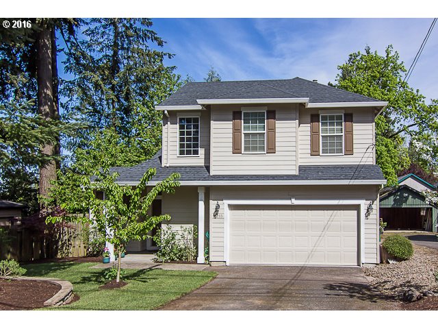 $399,950 - 3Br/3Ba - for Sale in Capitol Hill, Portland