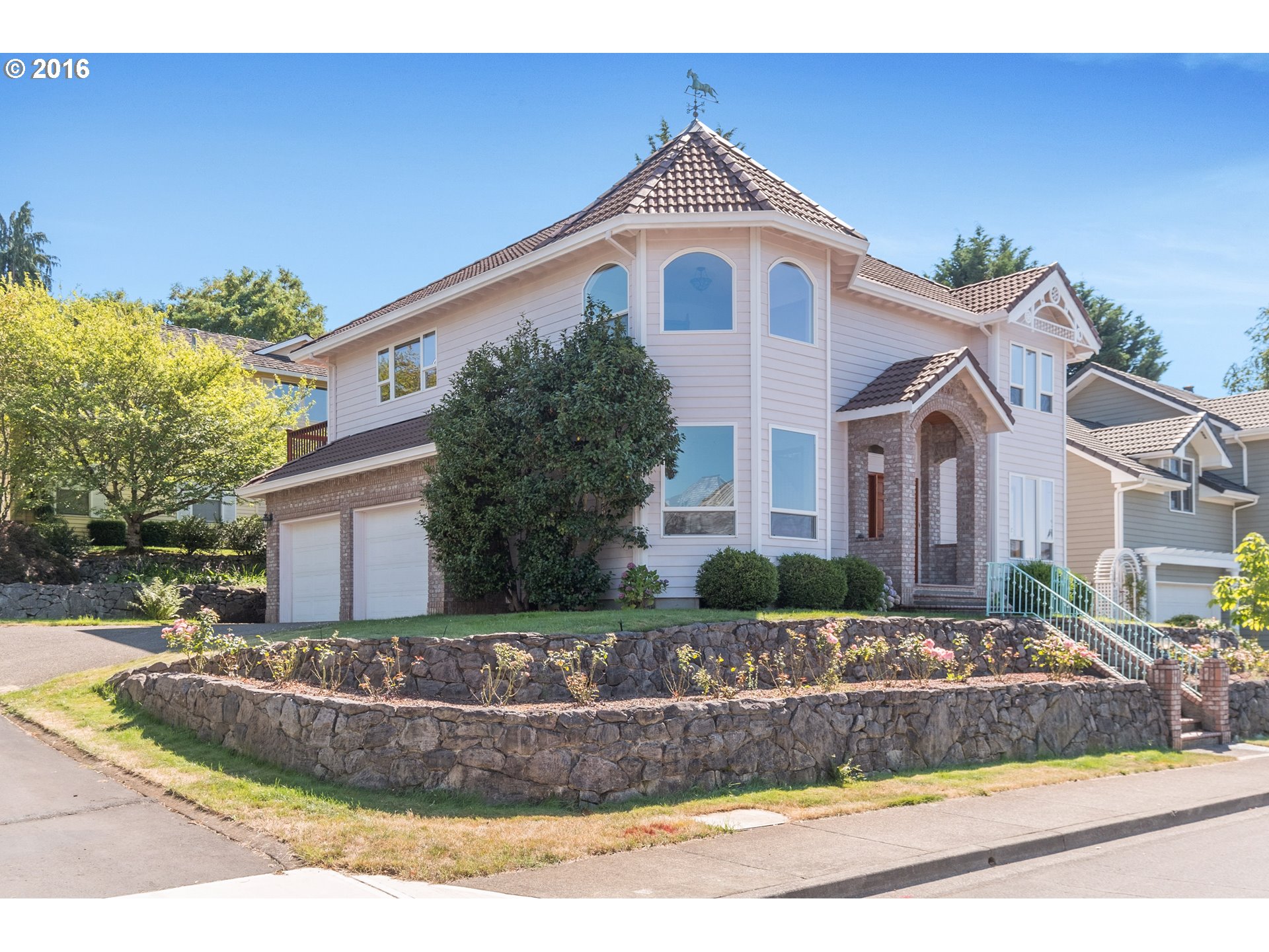 $474,500 - 4Br/3Ba - for Sale in Aloha