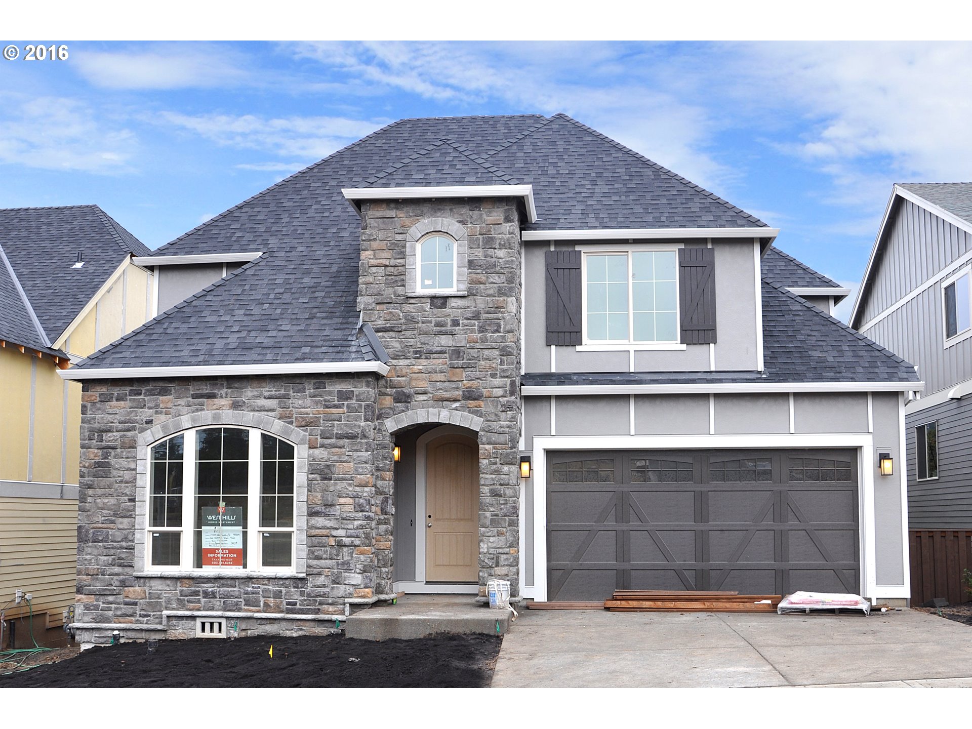 $859,900 - 5Br/4Ba - for Sale in Findley Heights, Findley Elem, Portland