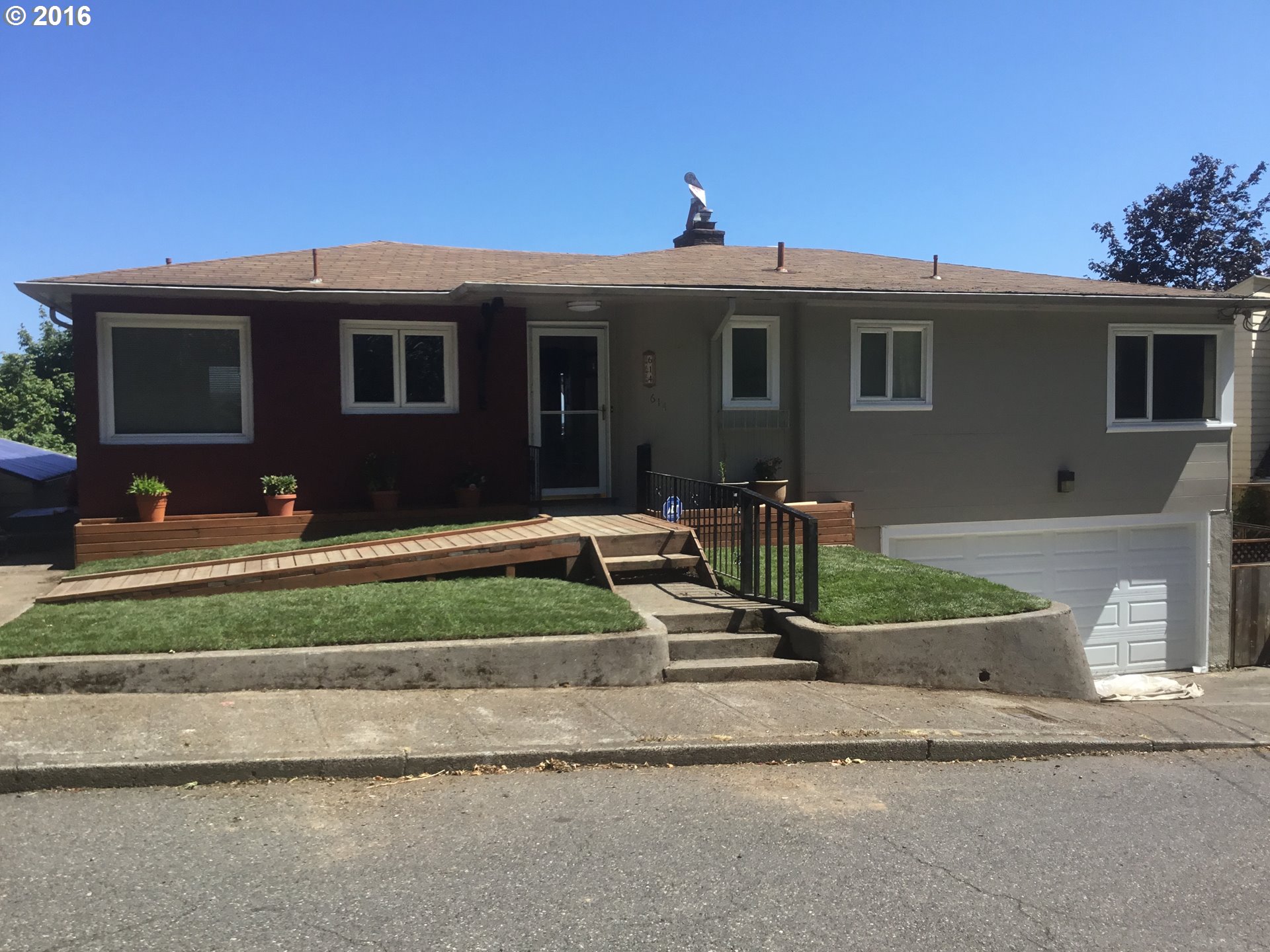 $649,900 - 3Br/3Ba - for Sale in Westover/kings Heights, Portland