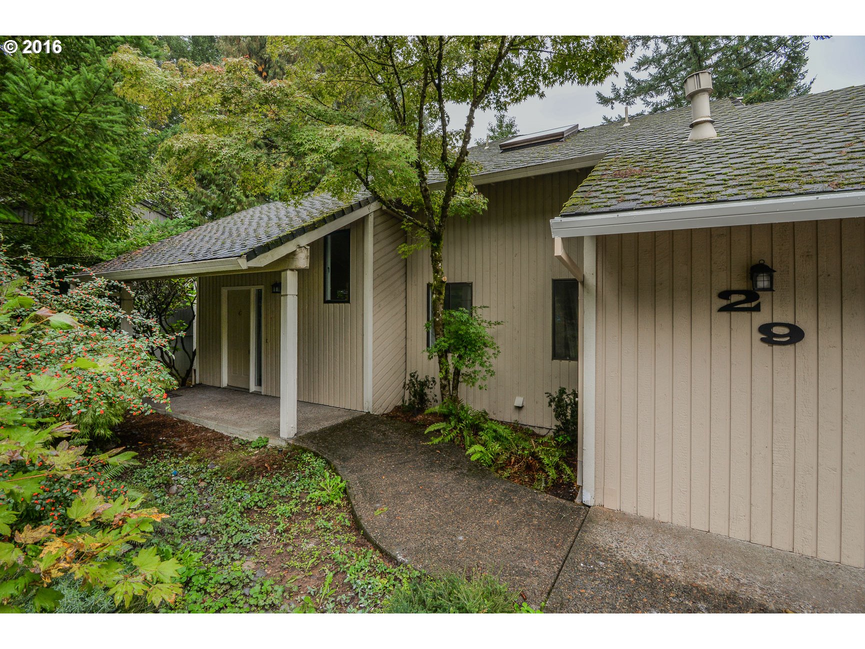 $480,000 - 3Br/3Ba - for Sale in Lake Oswego