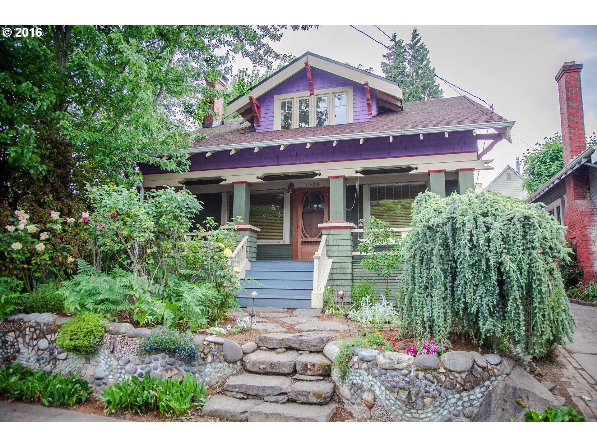 $549,900 - 3Br/2Ba - for Sale in Hawthorne, Portland