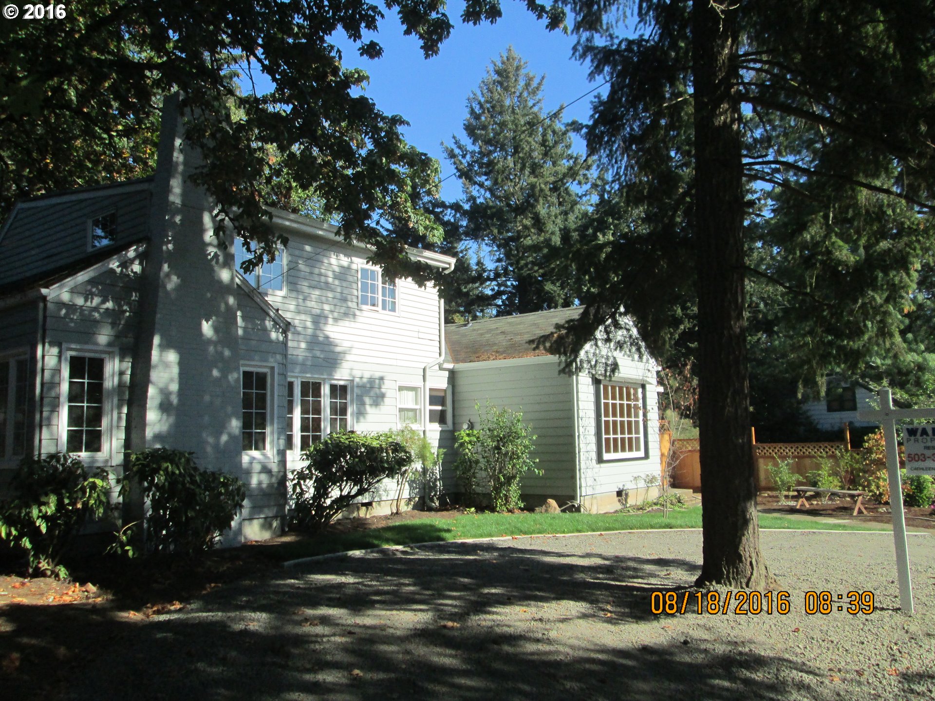 $629,900 - 4Br/3Ba - for Sale in Lake Oswego