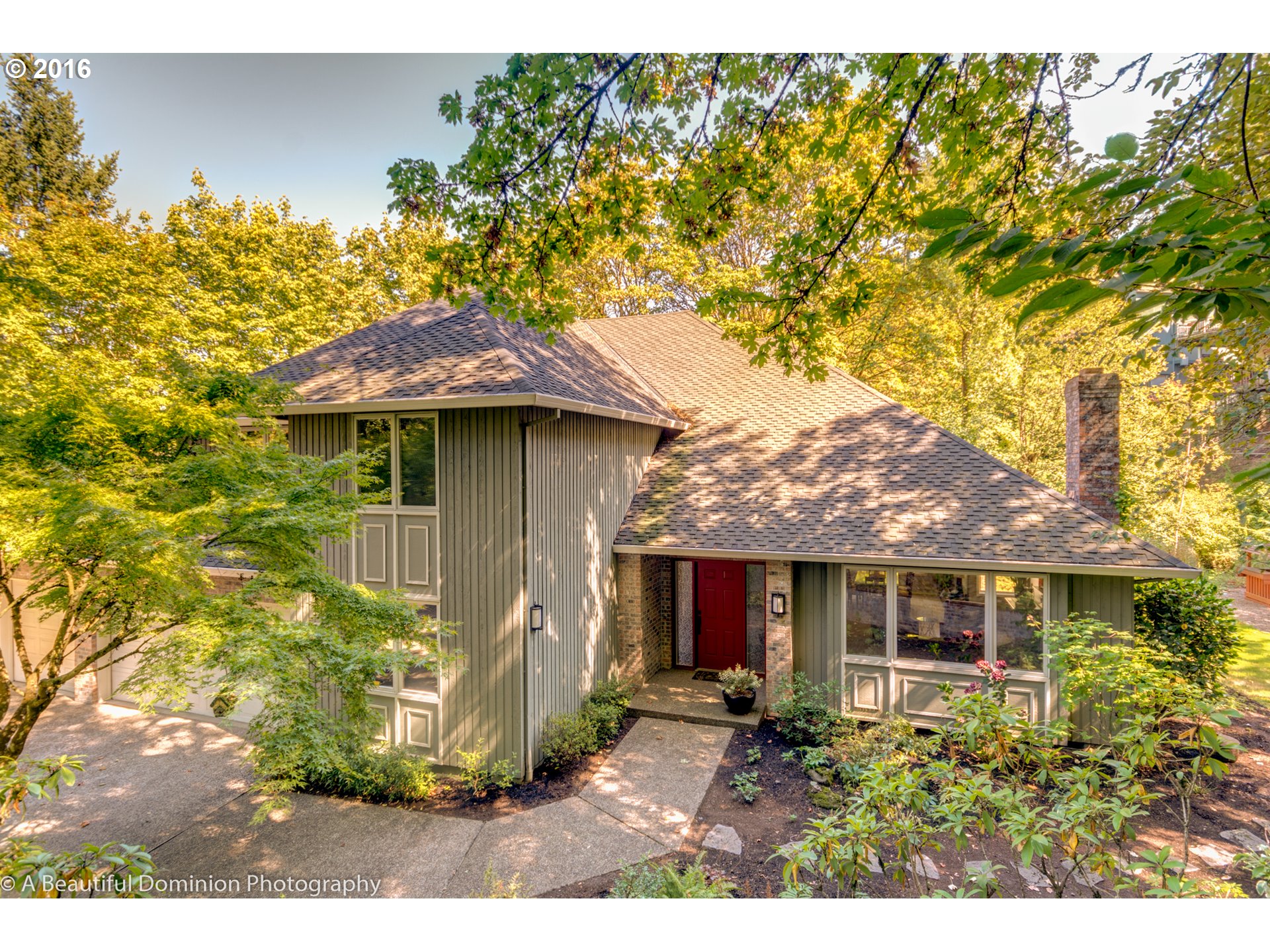 $975,000 - 4Br/3Ba - for Sale in Kings Heights, Portland