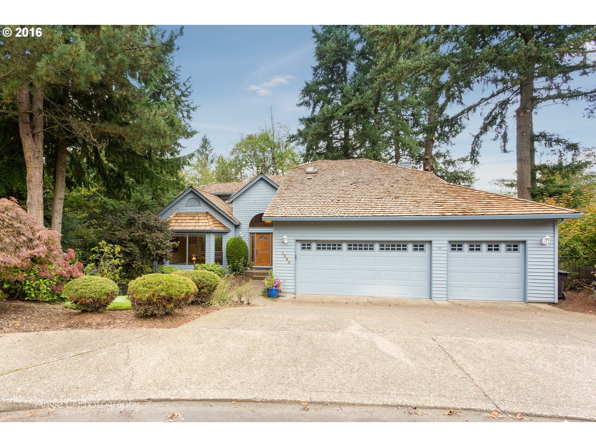 $619,000 - 4Br/4Ba - for Sale in West Linn