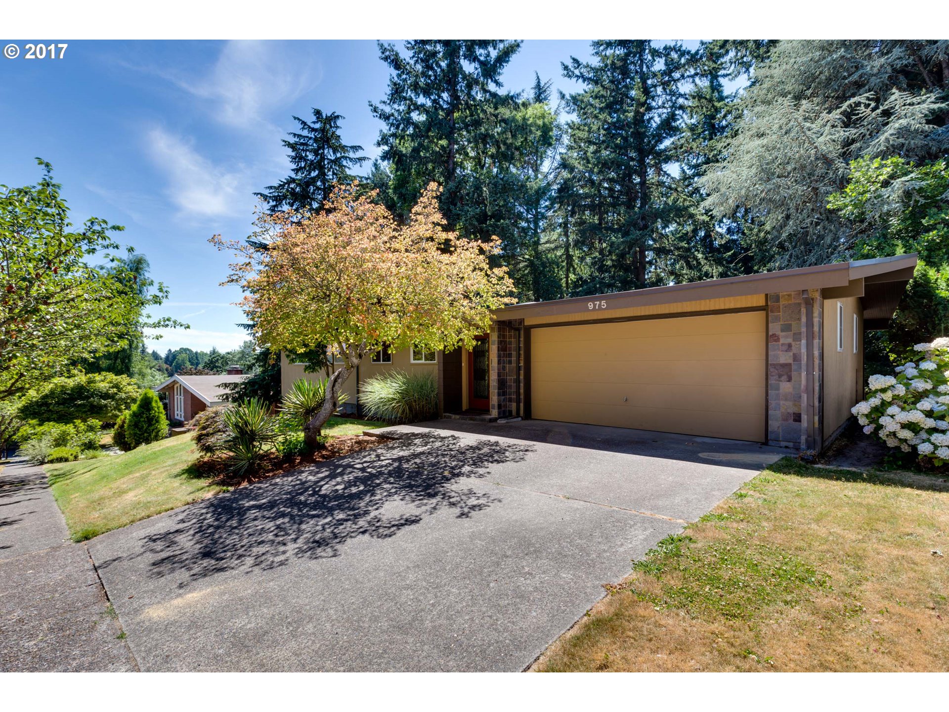 Portland House Hunters David Van Nus, Principal Broker Portland