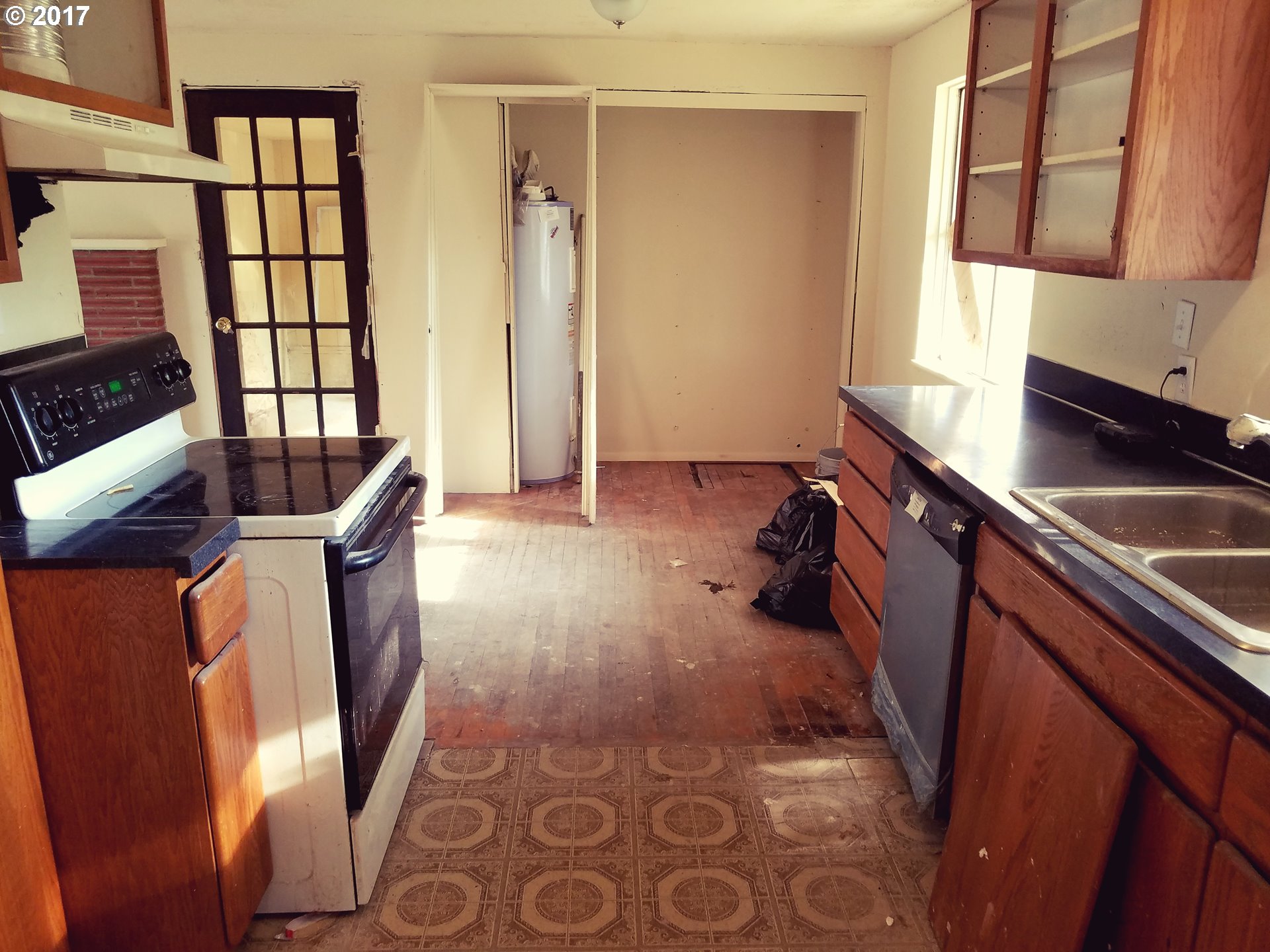 4147 HERMOSA WAY