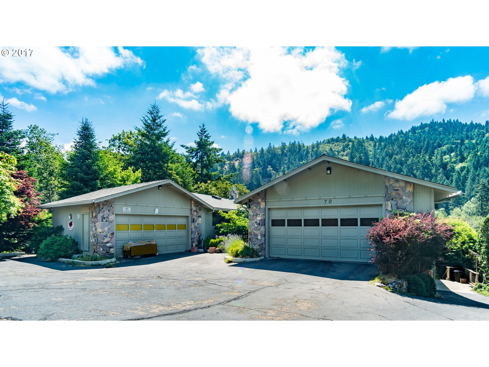 Roseburg Homes for Sale