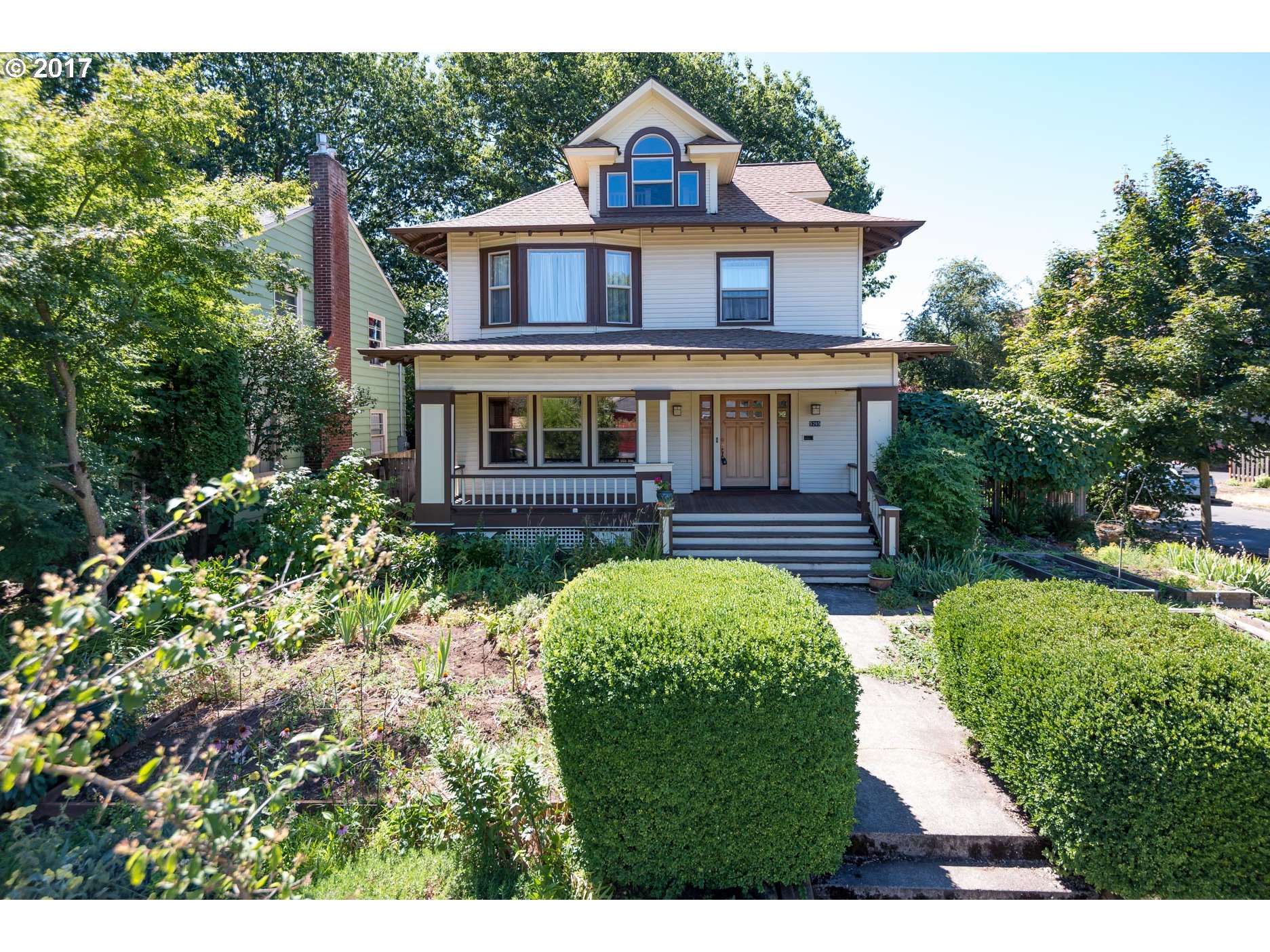 When You Think Real Estate, Think Oregon First!